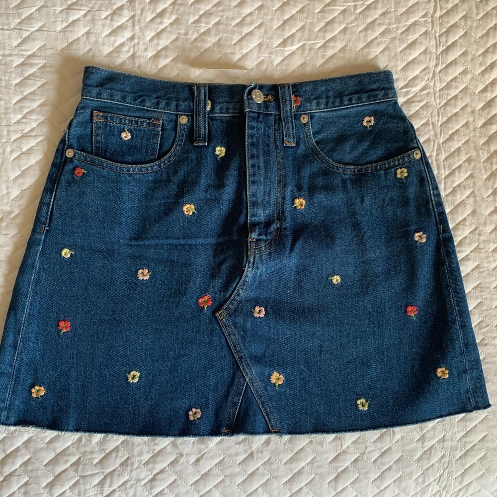 NWT Madewell Aline Embroidered Denim Skirt